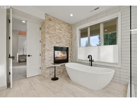 4411 SW 63rd Avenue Portland OR 97221