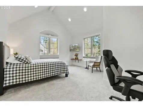 4411 SW 63rd Avenue Portland OR 97221