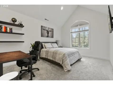 4411 SW 63rd Avenue Portland OR 97221