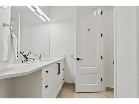 4411 SW 63rd Avenue Portland OR 97221