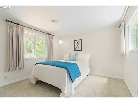 85867 Fawn Hills Drive Eugene OR 97405
