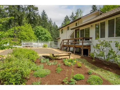85867 Fawn Hills Drive Eugene OR 97405
