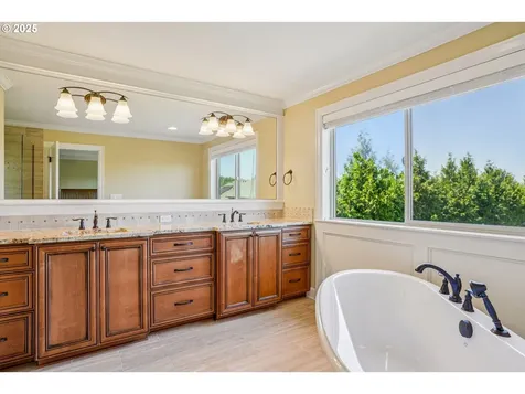 4521 NW 130th Avenue Portland OR 97229