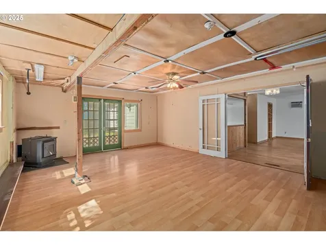 5615 NE 18th Avenue Portland OR 97211