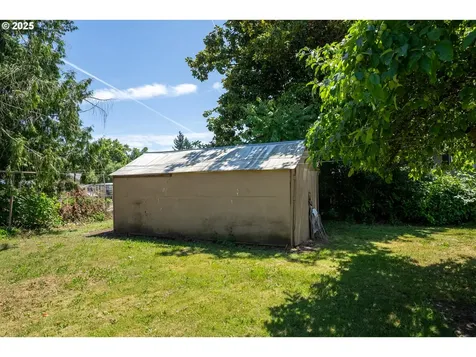 6834 SE 83rd Avenue Portland OR 97266