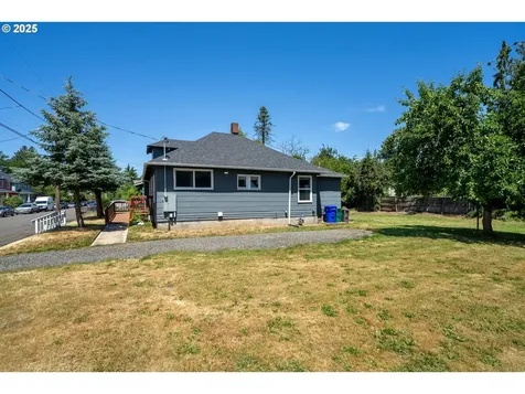 6834 SE 83rd Avenue Portland OR 97266