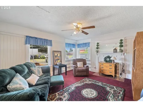 6834 SE 83rd Avenue Portland OR 97266