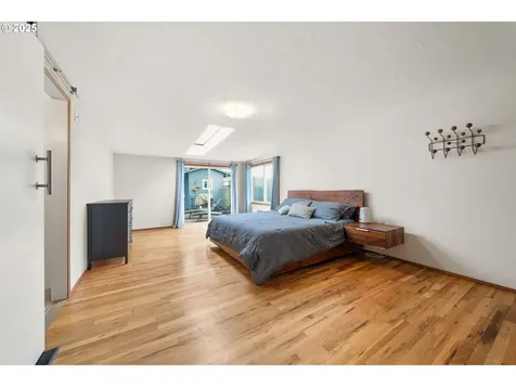 12916 SW 61st Avenue Portland OR 97219