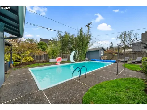 12916 SW 61st Avenue Portland OR 97219
