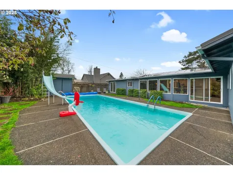 12916 SW 61st Avenue Portland OR 97219