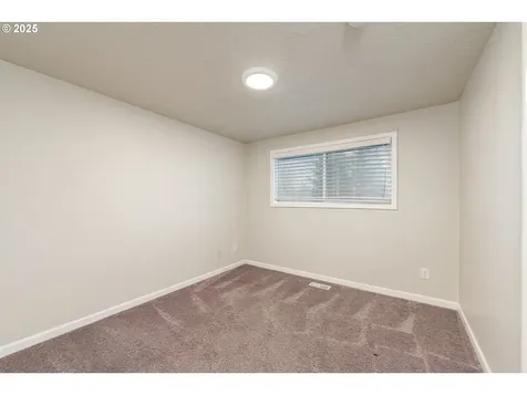 3230 SE Evans Avenue Troutdale OR 97060