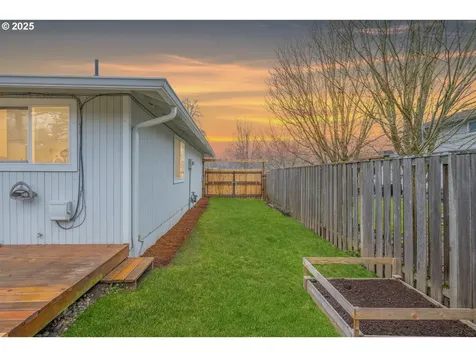 3230 SE Evans Avenue Troutdale OR 97060