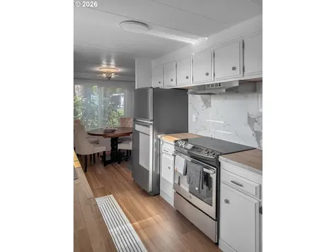 16427 Vista Hills Brookings OR 97415