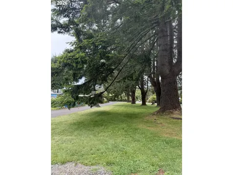 16427 Vista Hills Brookings OR 97415
