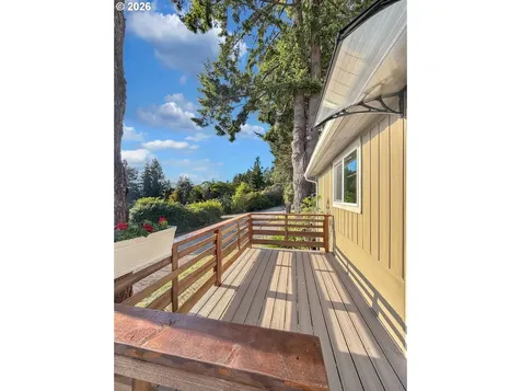 16427 Vista Hills Brookings OR 97415