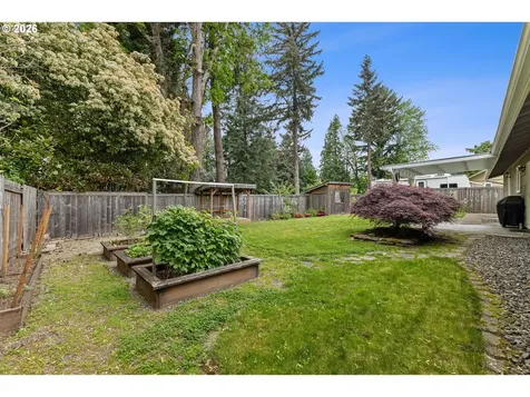 1745 NW 7th Place Gresham OR 97030