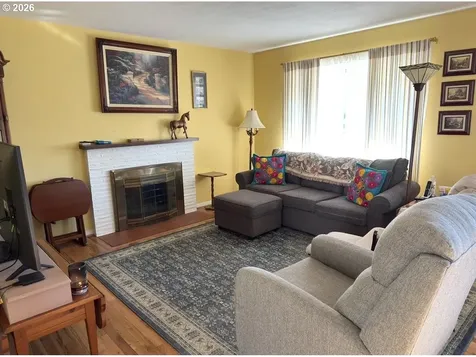 1745 NW 7th Place Gresham OR 97030