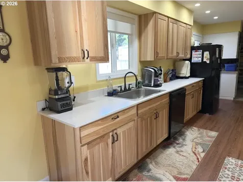 1745 NW 7th Place Gresham OR 97030