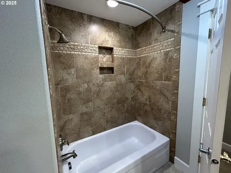 12800 NE 20th Street Vancouver WA 98684