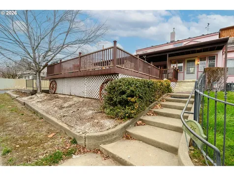 226 S 16th Avenue Yakima WA 98902