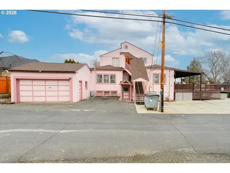 226 S 16th Avenue Yakima WA 98902