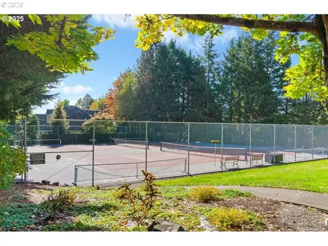 15424 NW Tee Court Portland OR 97229