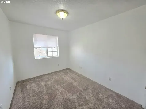1077 NE Mahogany Street Prineville OR 97754
