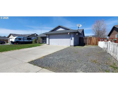 1077 NE Mahogany Street Prineville OR 97754