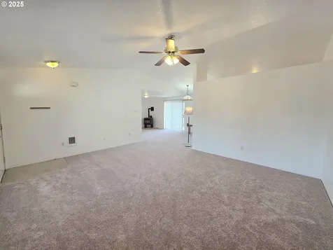 1077 NE Mahogany Street Prineville OR 97754