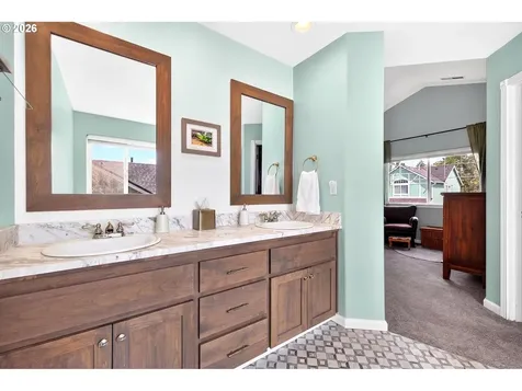 15524 SE Belmore Heights Portland OR 97236