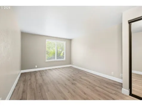 1922 Lake Isle Drive Eugene OR 97401