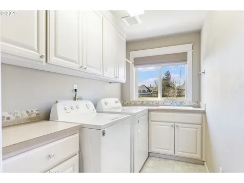 3445 NW 118th Avenue Portland OR 97229