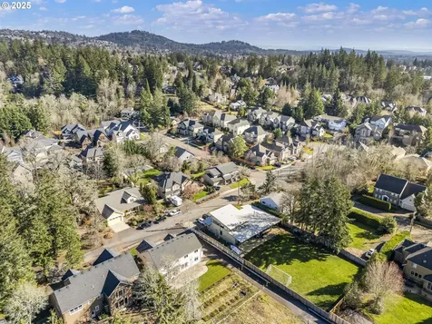 3445 NW 118th Avenue Portland OR 97229