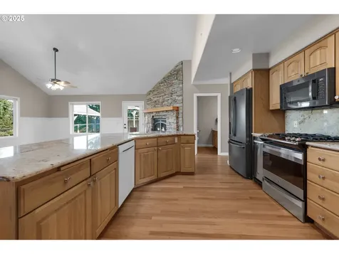 89523 Manion Drive Warrenton OR 97146