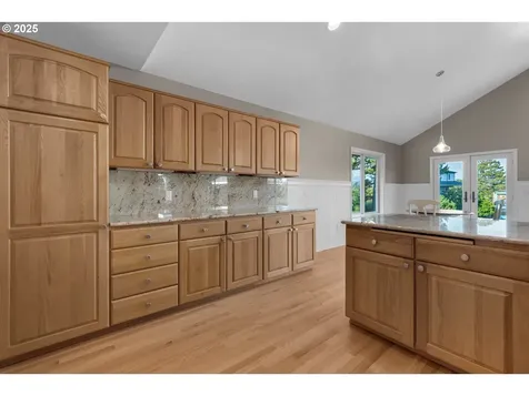 89523 Manion Drive Warrenton OR 97146