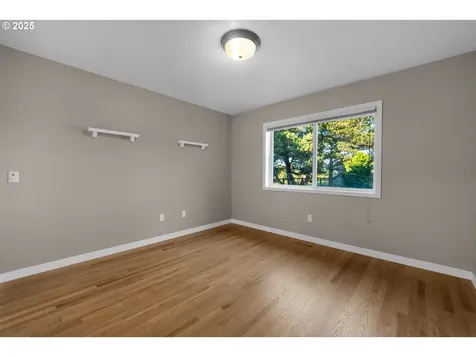 89523 Manion Drive Warrenton OR 97146