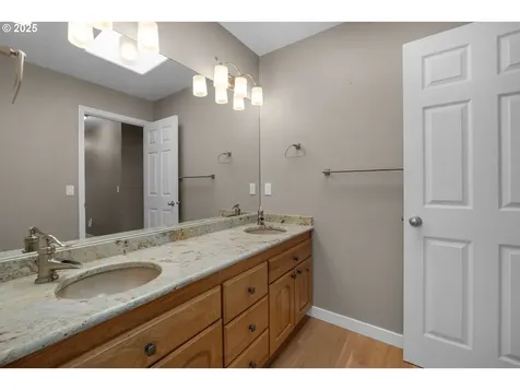 89523 Manion Drive Warrenton OR 97146