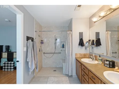 717 Callahan Drive Roseburg OR 97471