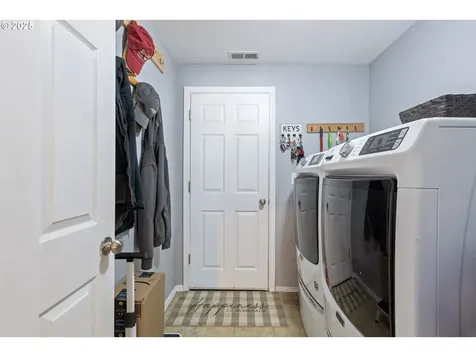 717 Callahan Drive Roseburg OR 97471