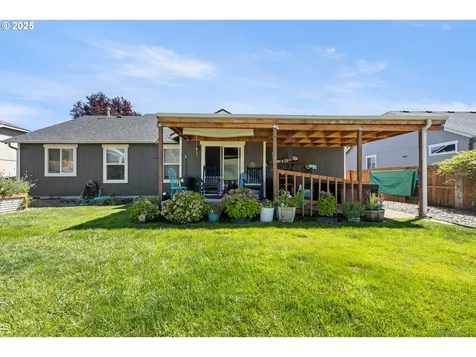 717 Callahan Drive Roseburg OR 97471