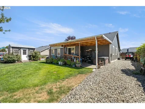 717 Callahan Drive Roseburg OR 97471