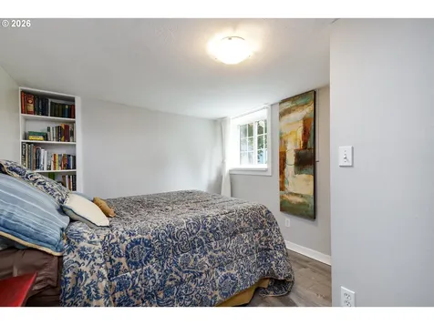 160 W Exeter Street Gladstone OR 97027