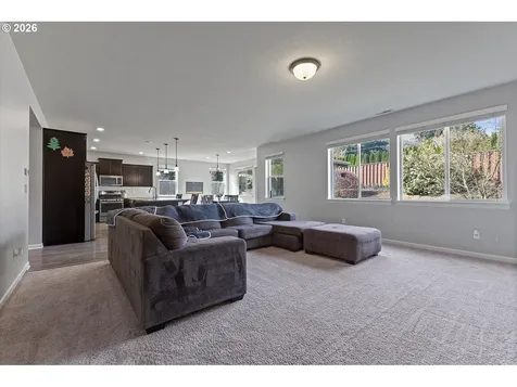 2400 NE 187th Place Vancouver WA 98684