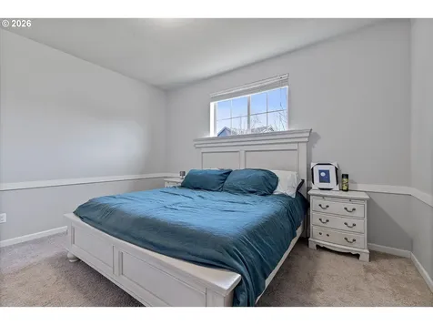 2400 NE 187th Place Vancouver WA 98684