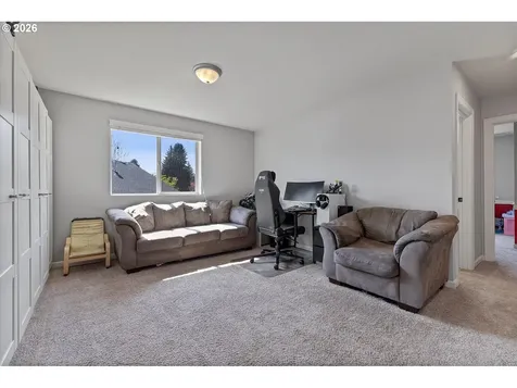 2400 NE 187th Place Vancouver WA 98684