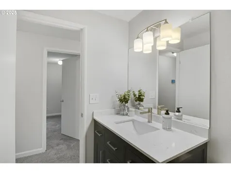 2725 NE Hyde Street Hillsboro OR 97124