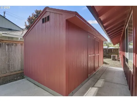 2725 NE Hyde Street Hillsboro OR 97124