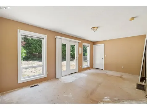 7105 NE 58th Avenue Vancouver WA 98661