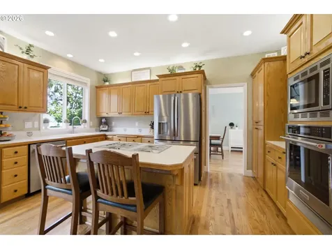 1655 Diamond Peak Court NW Salem OR 97304