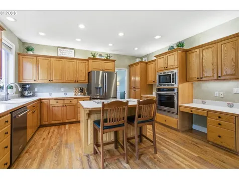 1655 Diamond Peak Court NW Salem OR 97304